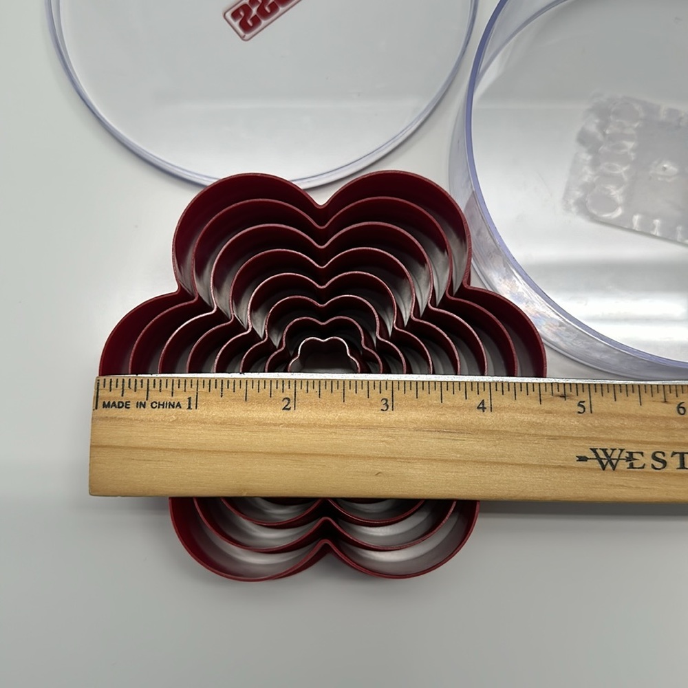 Cake Boss Flower Cookie/Biscuit Cutters - Picture 3 of 4